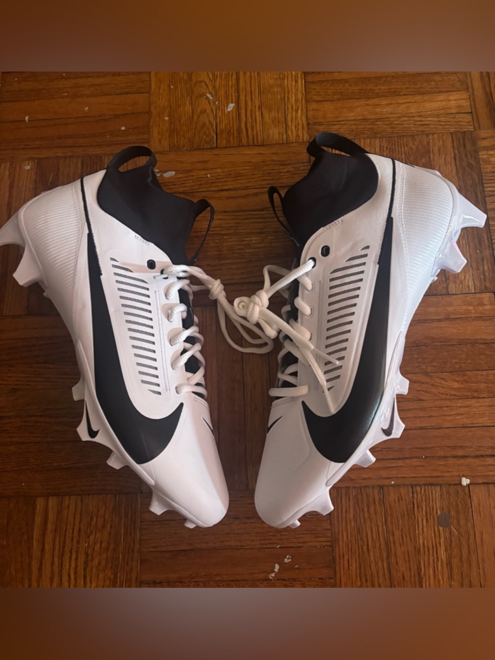 Nike Vapor Edge Pro 360 2 Panda Black White Football Cleats, Size 11 FN7759-100